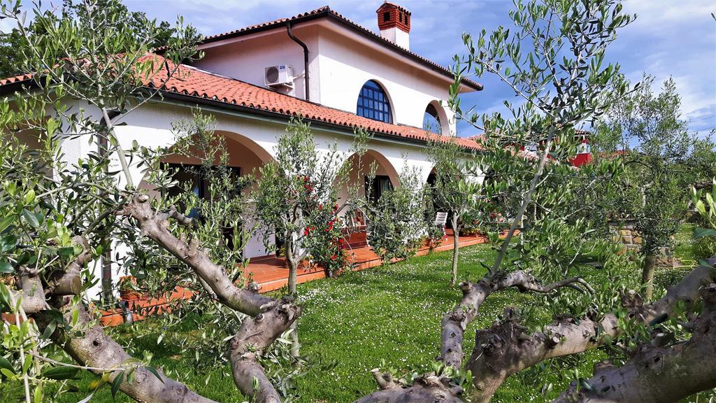Villa Emi Zgornje Skofije Exteriér fotografie
